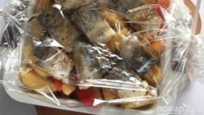 скумбрия в духовке с картошкой