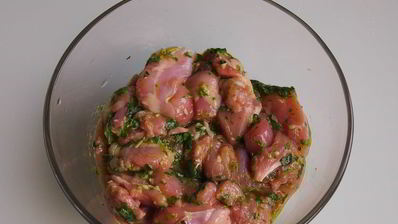 шашлычки из курицы в пряном маринаде