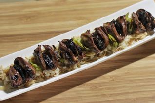 Шашлычки из сердечек индейки с пилавом