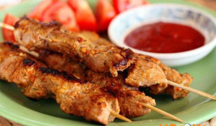 Рецепт шашлыка из индейки на шпажках