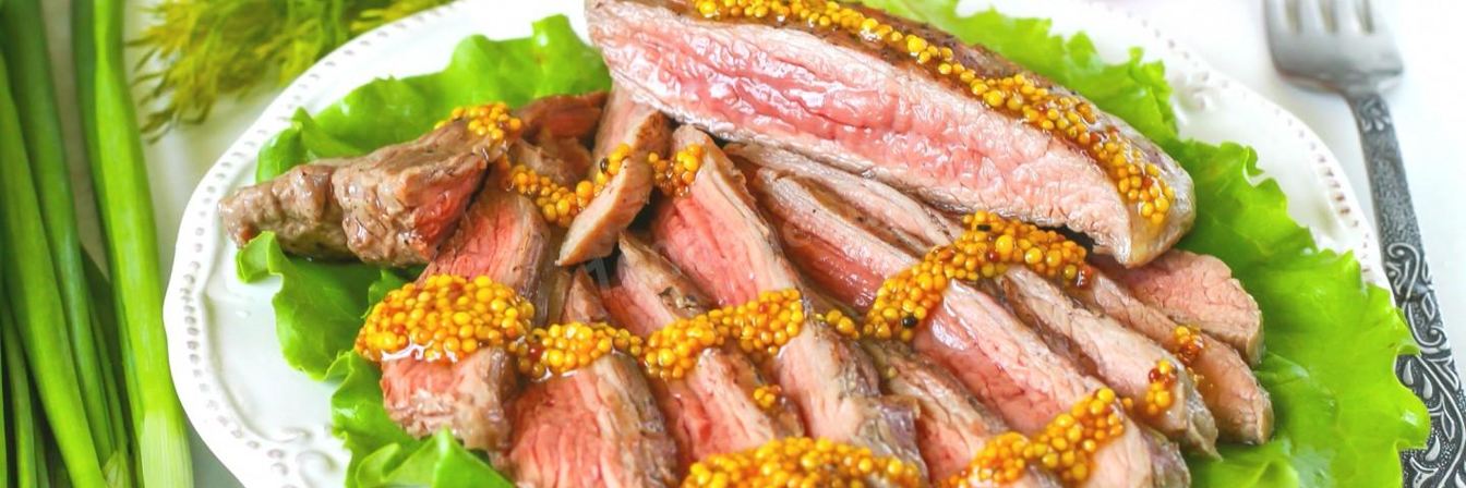 Стейк из говядины на гриле