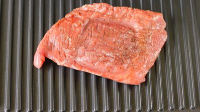 стейк из говядины на гриле