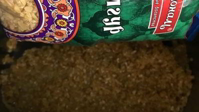 домашние тефтели в томатном соусе с зеленым булгуром