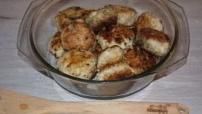 куриные тефтели в сметанном соусе