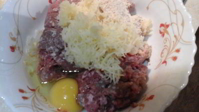 нежные говяжьи тефтели с белым соусом