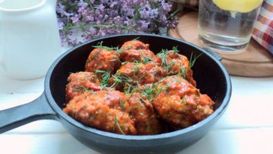 тефтели в остром томатном соусе