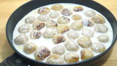 тефтели в сливочном соусе