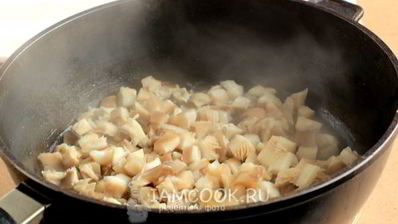 постные вареники с картошкой и грибами