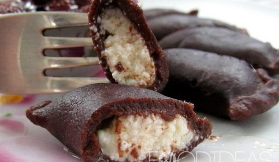 Рецепт шоколадных вареников с творогом