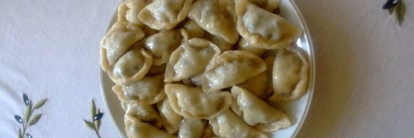 Вареники с черной смородиной