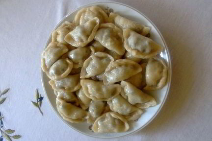 Вареники с черной смородиной