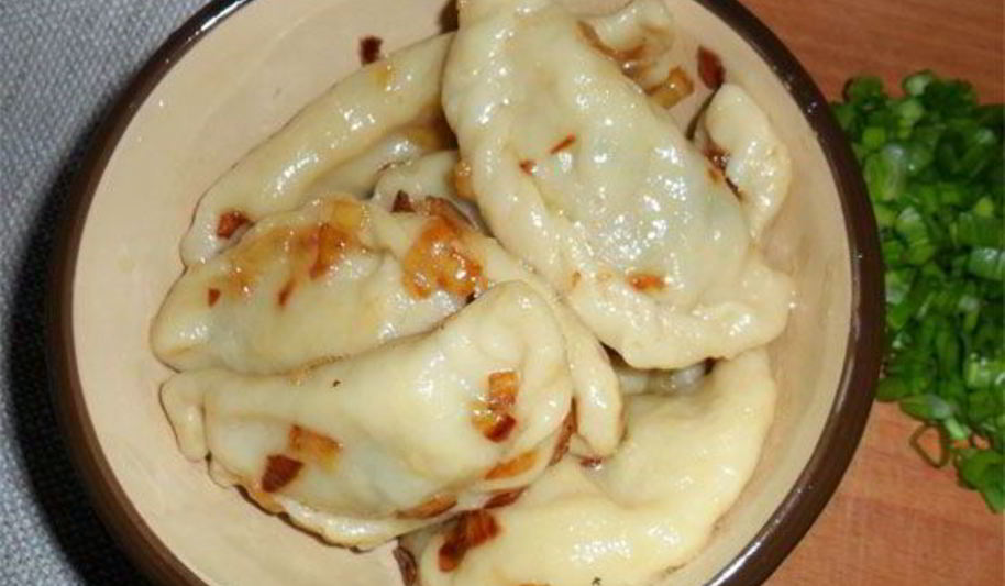 Рецепт вареников с картофелем и грибами