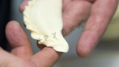 вареники с кислой капустой и мятым картофелем