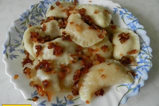 Вареники с салом и картошкой