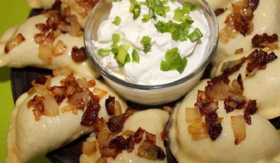 Рецепт вареников с сырым картофелем