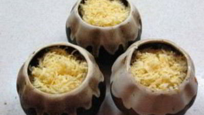 вкусное жаркое в горшочках