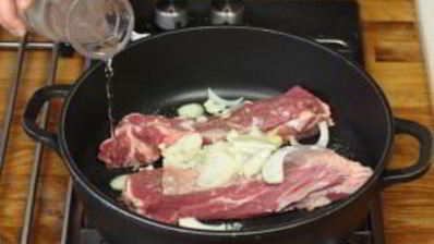 жаркое из говядины с чесноком