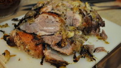 жаркое из свинины с луком, чесноком и цитрусом