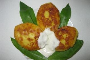 Зразы картофельные с горохом и грибами