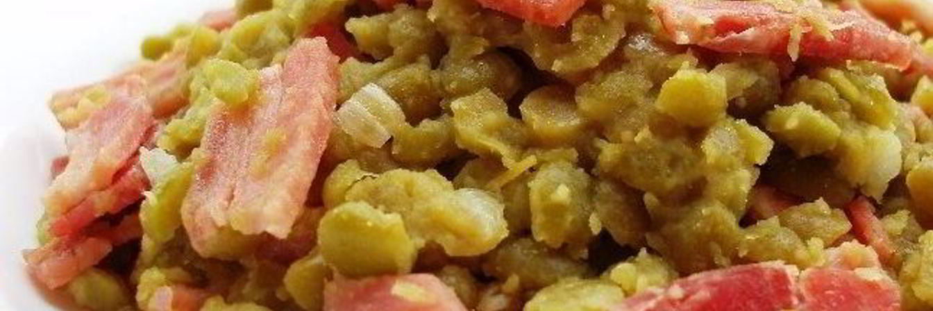 Гороховая каша с копченостями