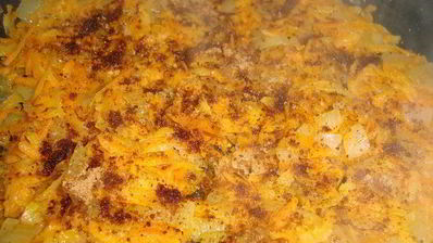 гороховая каша с мускатным орехом и соевым соусом