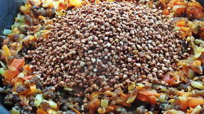 гречка с мясом и корнеплодами