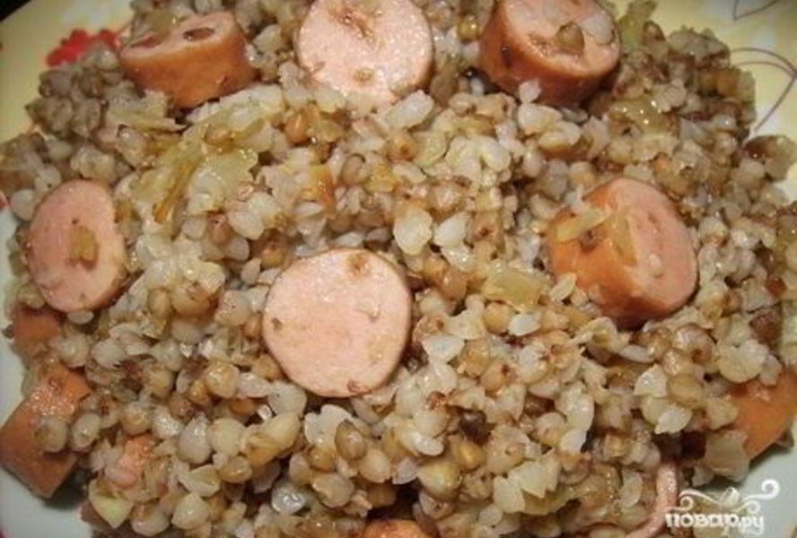 Гречка с сосиской в мультиварке