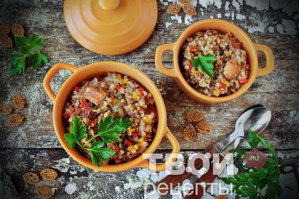 Гречка с тушенкой