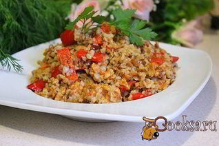 Гречневая каша с болгарским перцем и фаршем
