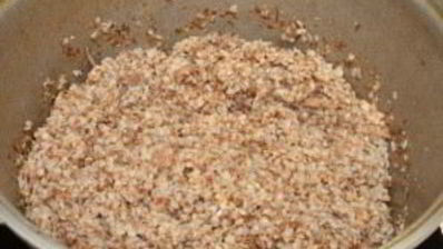 гречневая каша с тушенкой