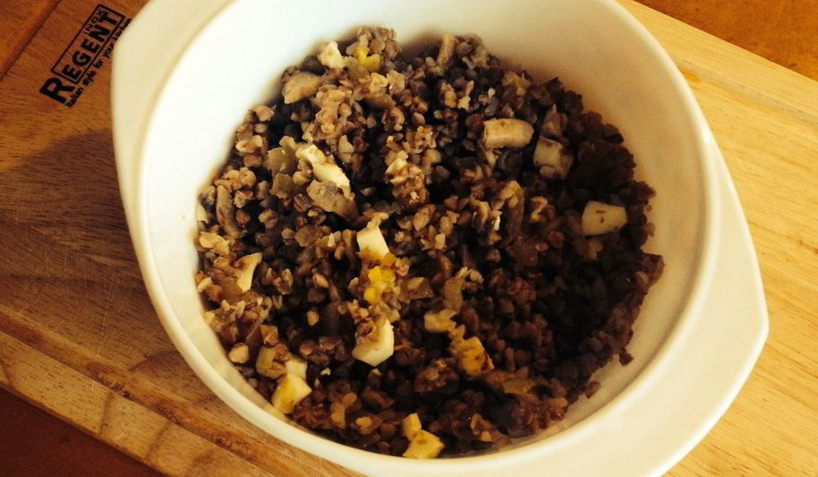 Рецепт гречневой каши с яйцами и грибами