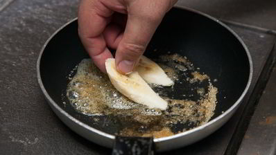 каша овсяная с жареными бананами