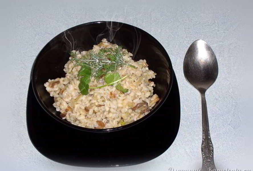 Перловка с грибами