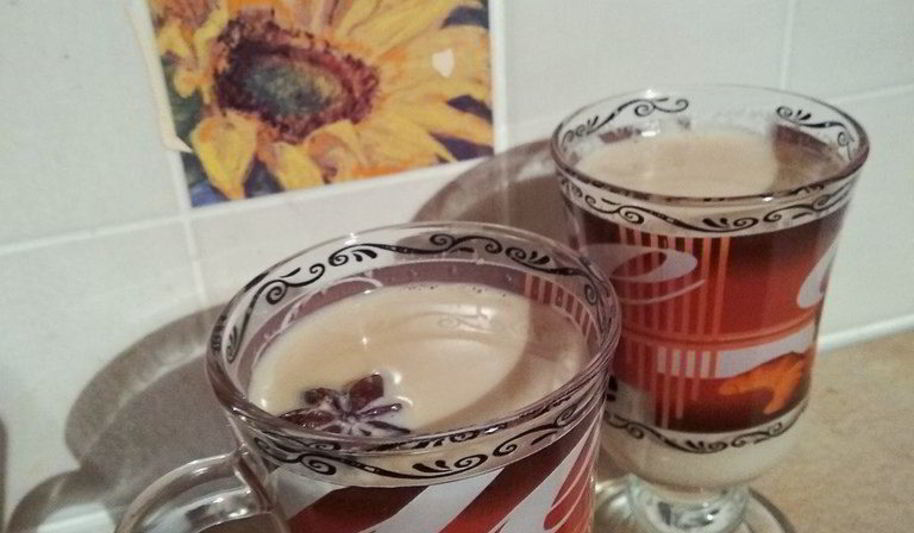 Рецепт чая с молоком и специями