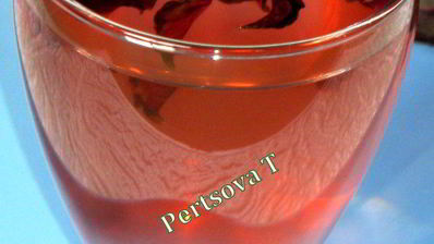 очень полезный, вкусный холодный чай из базилика