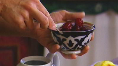 вишневый чай с медом, апельсиновой цедрой и пряностями