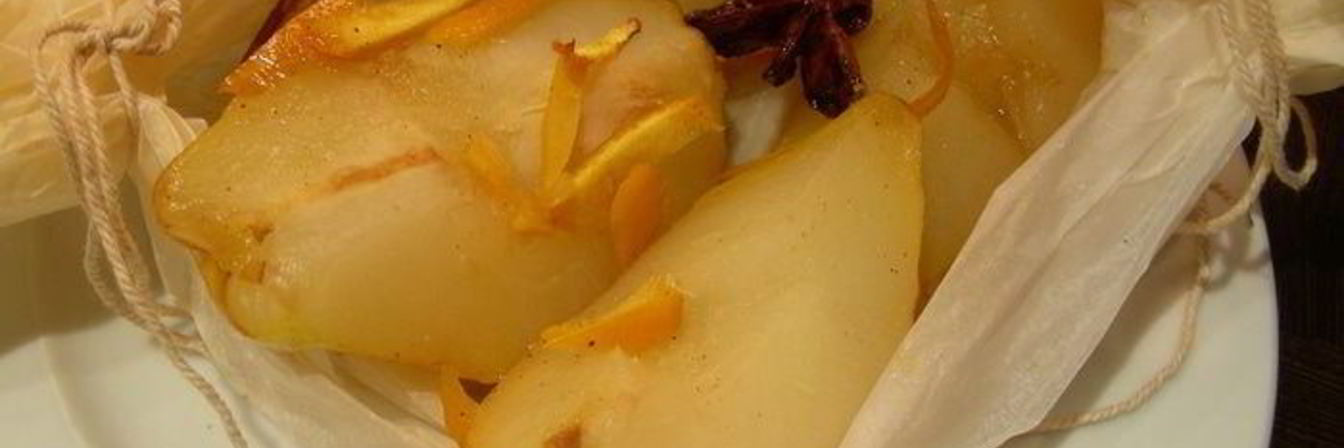 Груши, запеченные в апельсиново-пряном сиропе