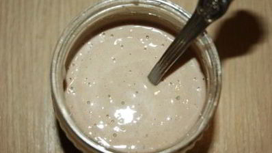 кефирный коктейль с отрубями и черносливом