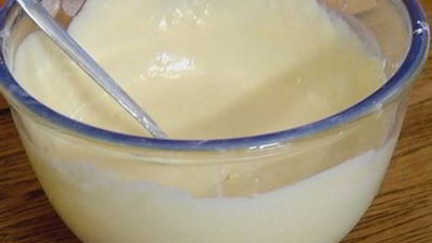 кефирные оладушки с кленовым сиропом