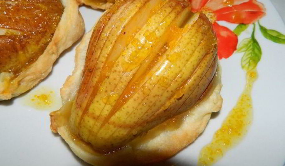 Рецепт корзинок с грушами и апельсиновым сиропом