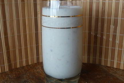 Бананово-кефирный смузи