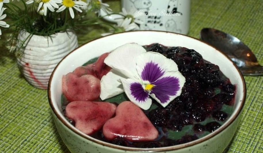 Рецепт фруктового смузи-боул со спирулиной