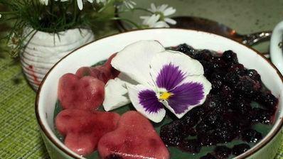 фруктовый смузи-боул со спирулиной