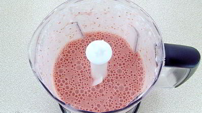 клубнично-банановый смузи