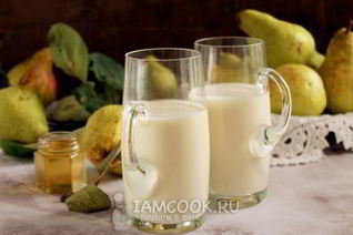 Смузи из груш с кефиром