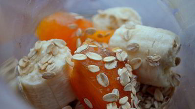 смузи с бананом и хурмой