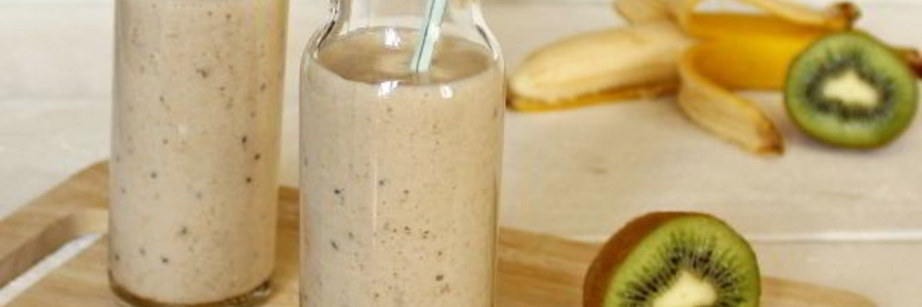 Смузи с киви, бананом и молоком