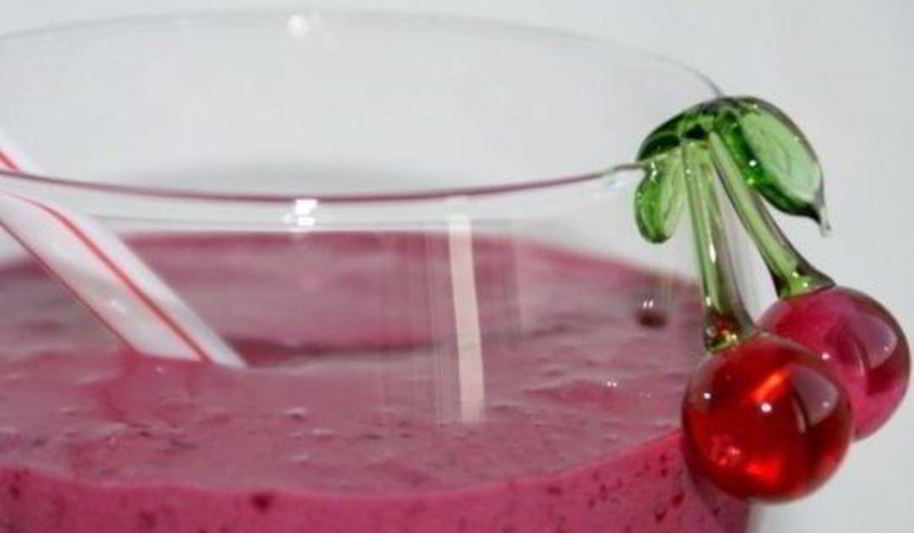 Рецепт смузей с темными ягодами