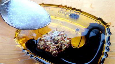 чечевичный салат с овощами и маслинами