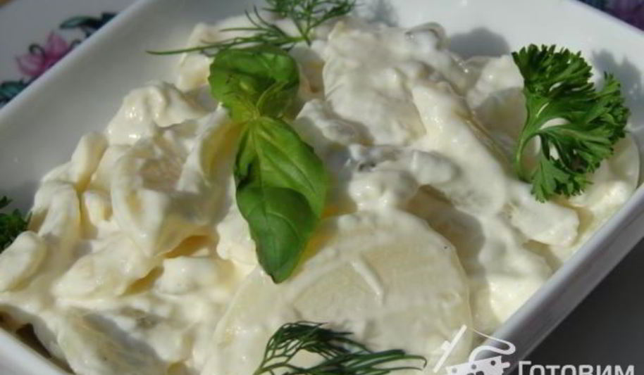 Рецепт баварского картофелъного салата с огурцом